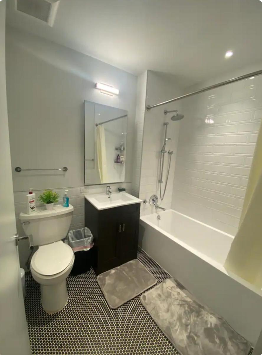 Luxury NYC Studio Getaway w/ Amazing Views - Housity