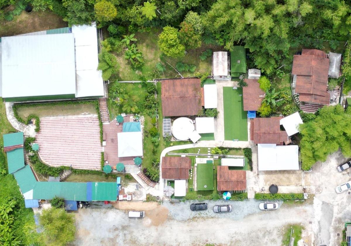 Genting Greenwoods Tiny Houses & Events Hall - Housity