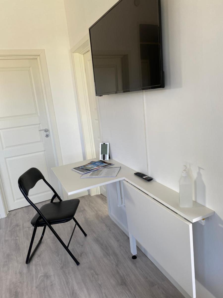 Feriehus med Sjøutsikt - Housity