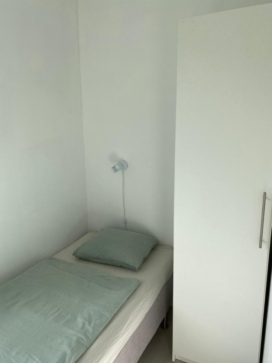 Feriehus med Sjøutsikt - Housity