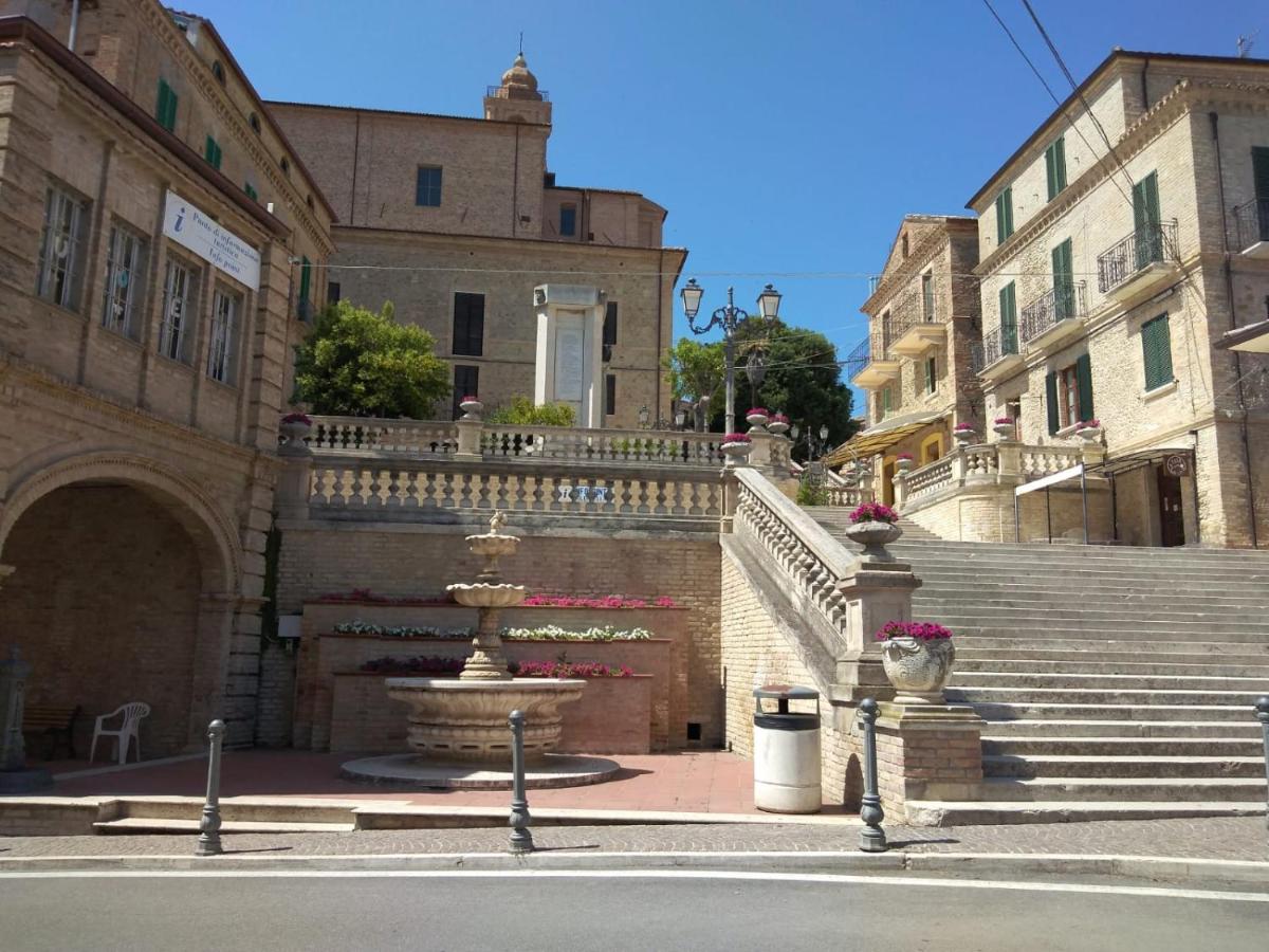 La Dolce Vita - Housity