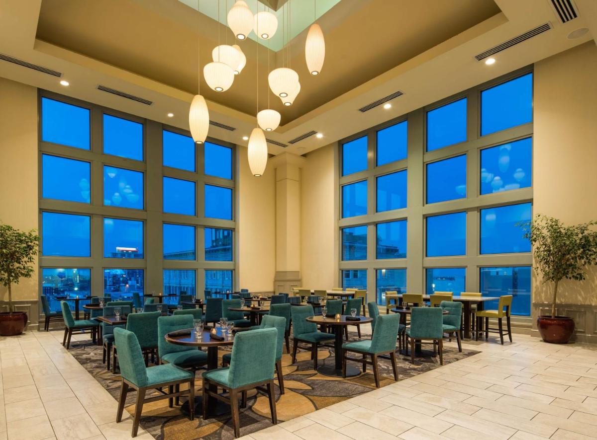 Hilton Garden Inn Philadelphia Center City - Housity