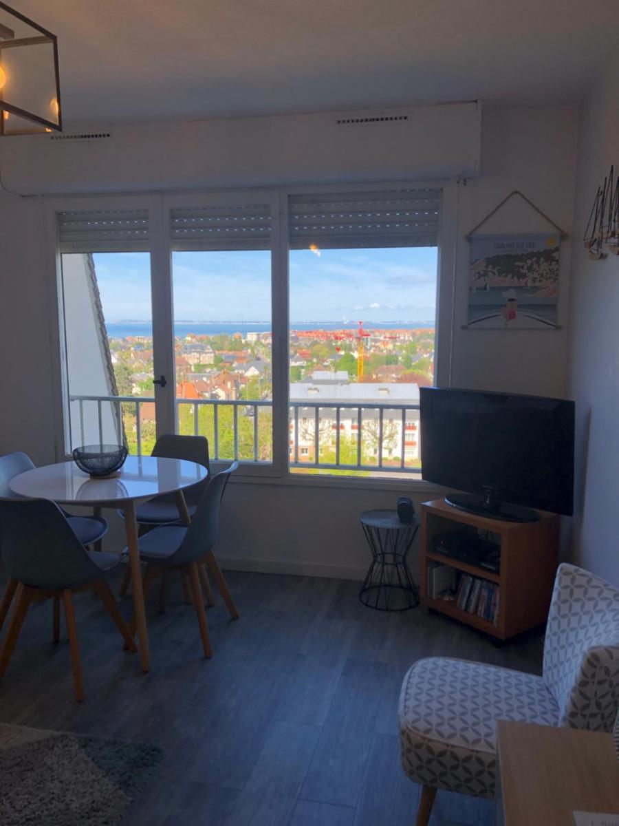 Vue terre et mer - Housity