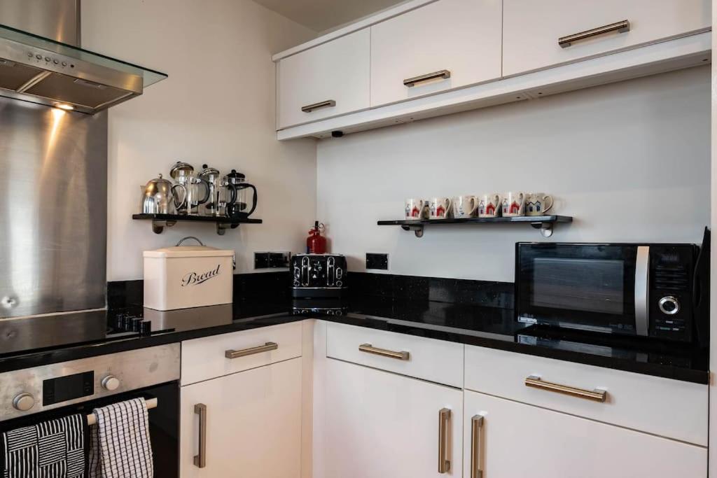 Derowen, Port Isaac Bay Holidays - Housity
