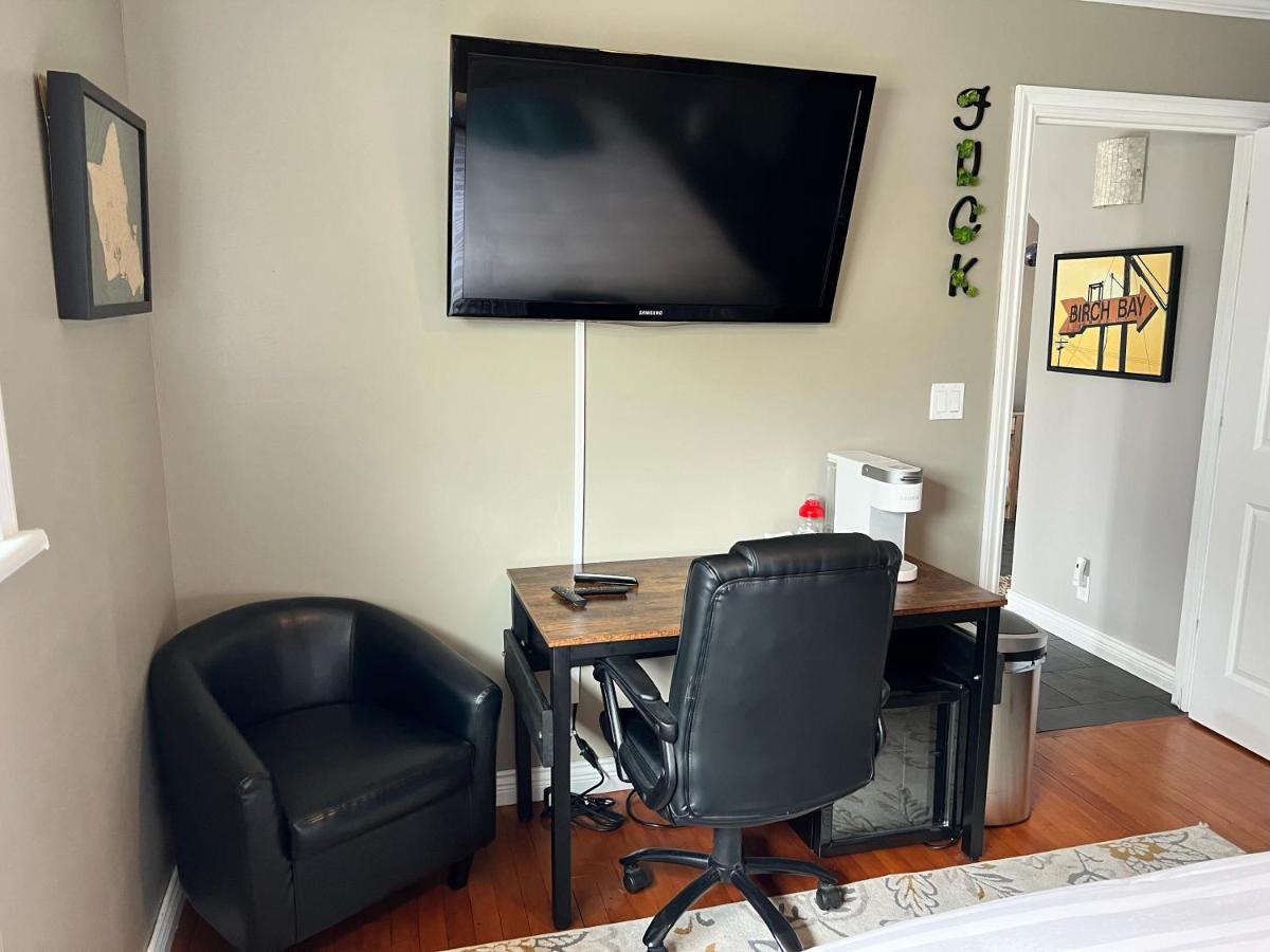 Birch Bay Beach Cabana - Housity