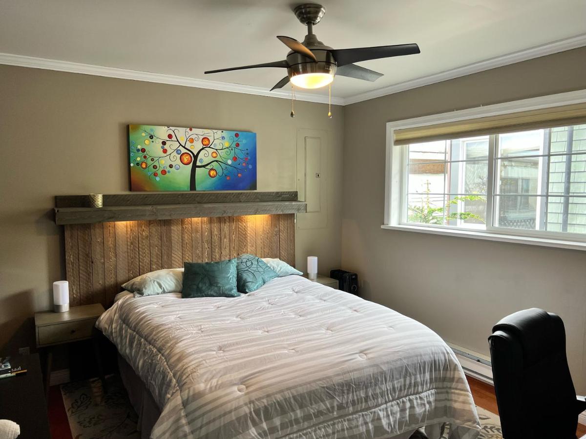 Birch Bay Beach Cabana - Housity