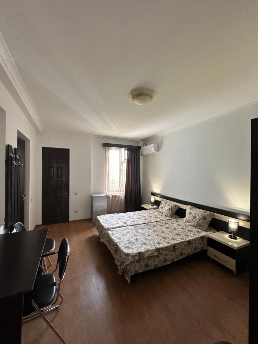 hotel agat - Housity