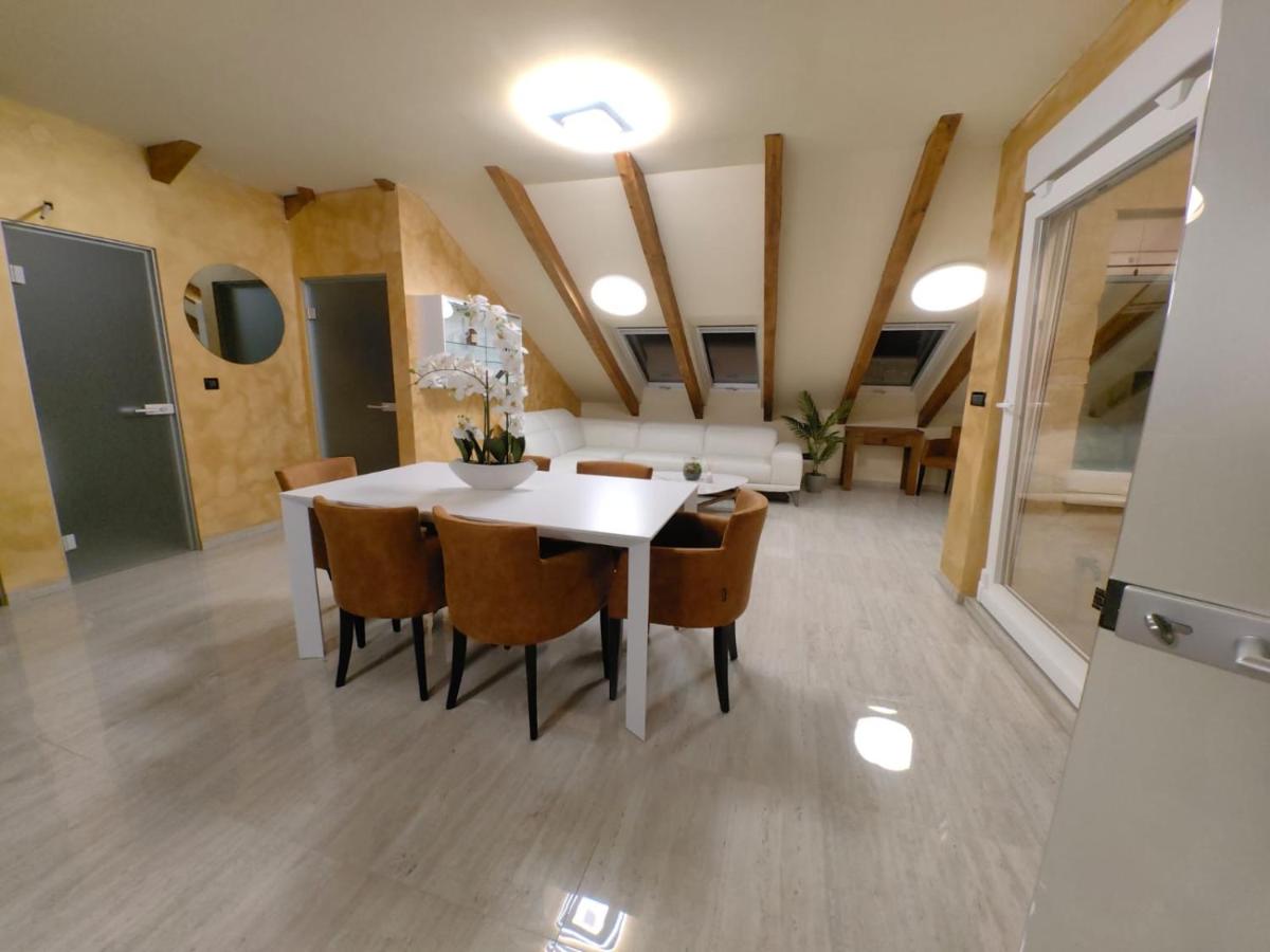 Luxury apartment Stobreč - Housity
