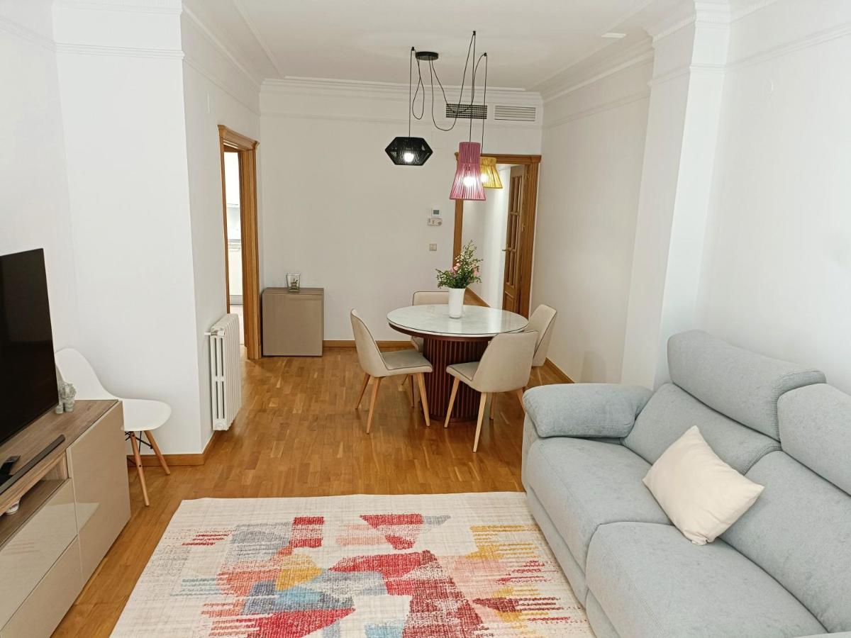 Piso en pleno centro de Albacete con garaje - Housity