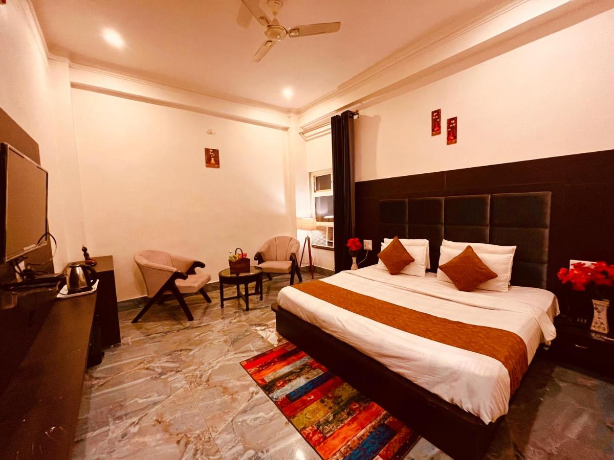 karishma lodge - Housity