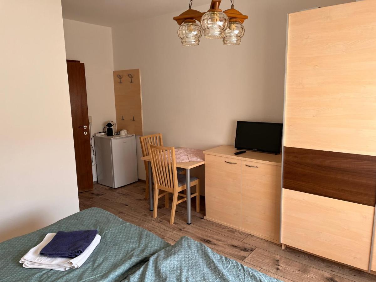 Beherbergungsbetrieb Madle - Housity
