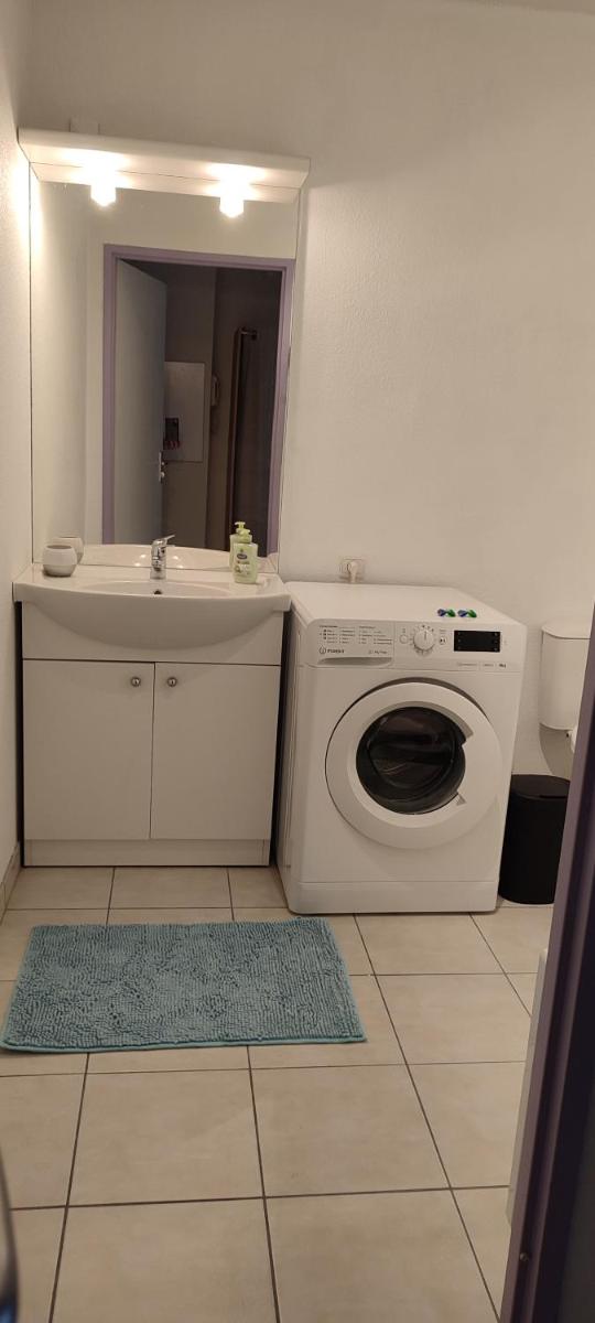 Studio cosy Périgueux, au calme, terrasse et parking privé - Housity