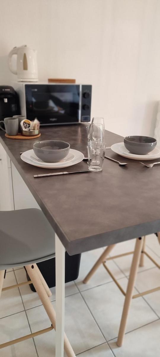 Studio cosy Périgueux, au calme, terrasse et parking privé - Housity