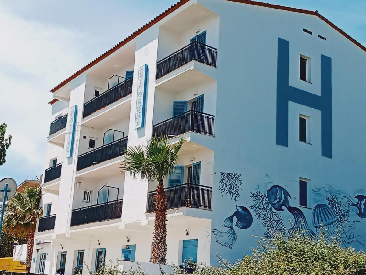 Hostal Santa Gemma - Housity