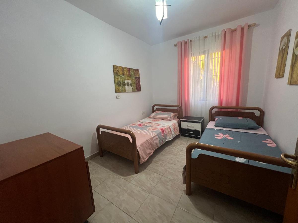 Lovely spacious house with big garden - Housity