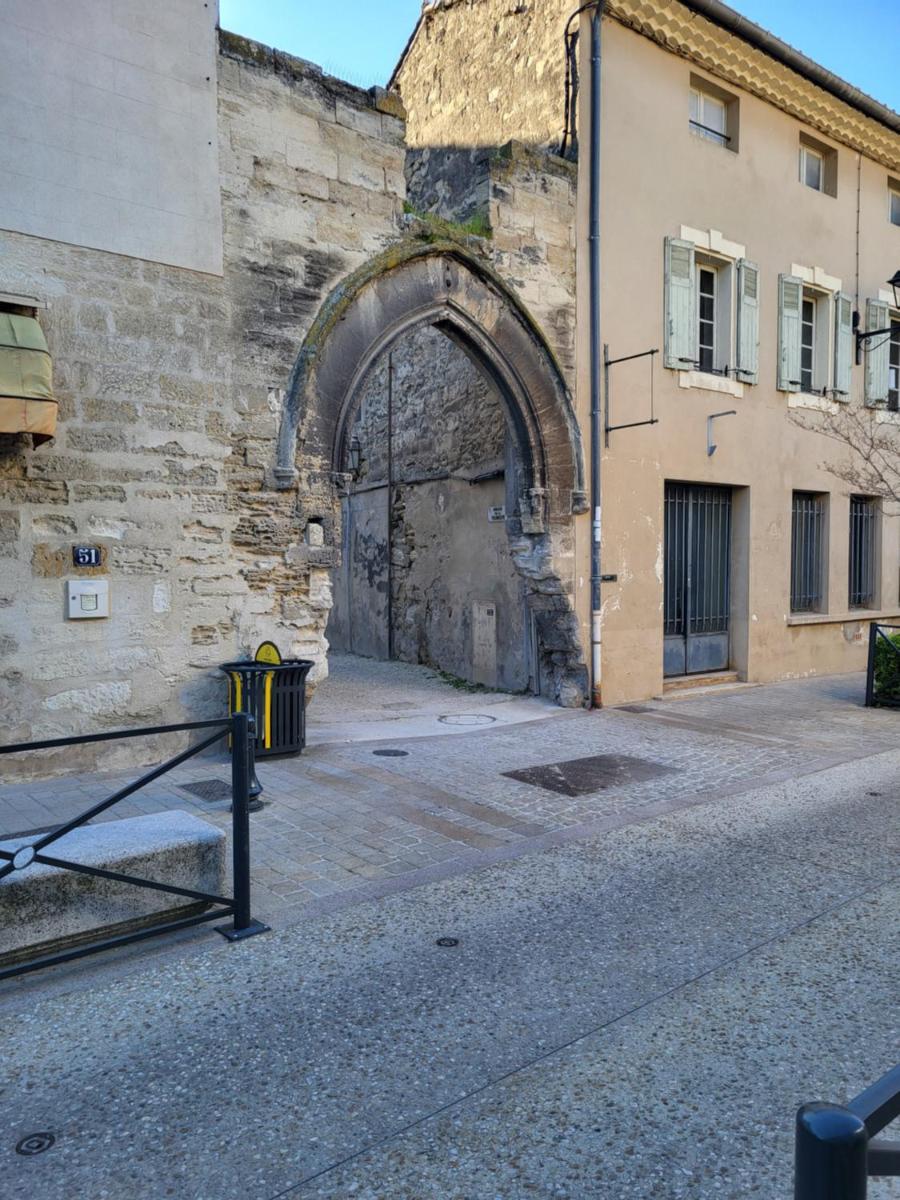 Maison atypique coeur de village historique - Housity