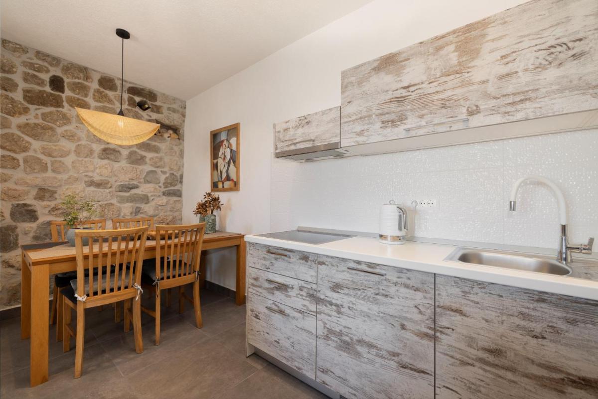 Jasminka apartments - Housity