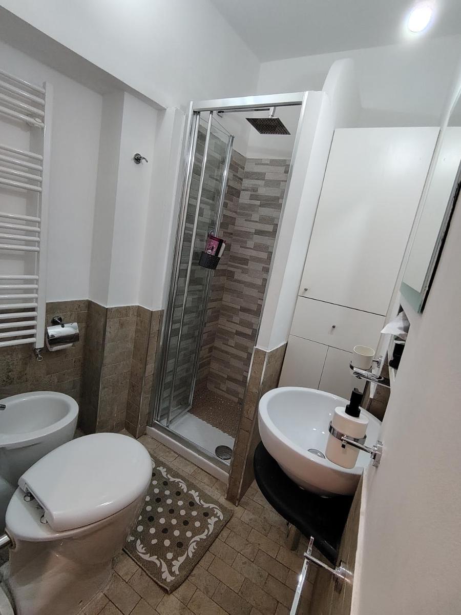 Il Capriccio di Sy - Housity