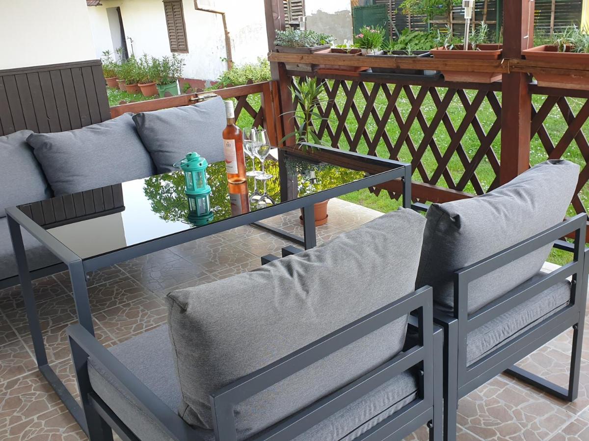 Sophie Apartment - Housity