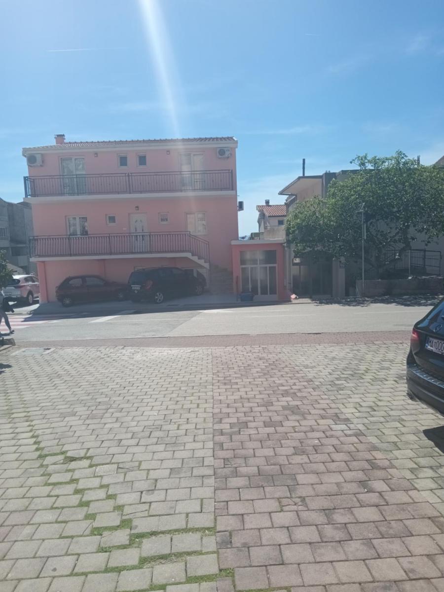 Studio Apartments Antonio - Housity