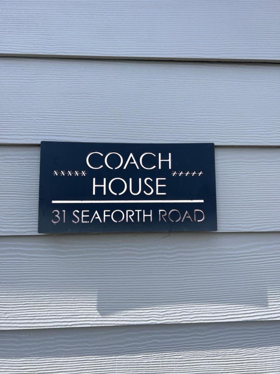 Westcliff-on-Sea Coach house - Housity