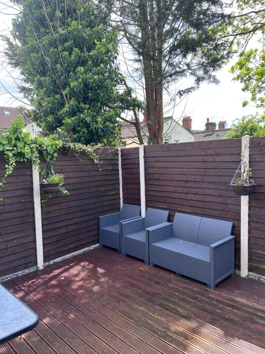 Westcliff-on-Sea Coach house - Housity
