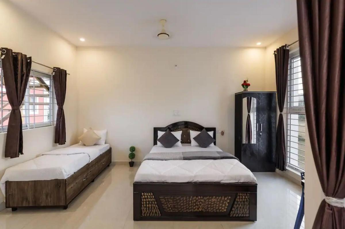 Cottage with Nandi Hill View - Housity