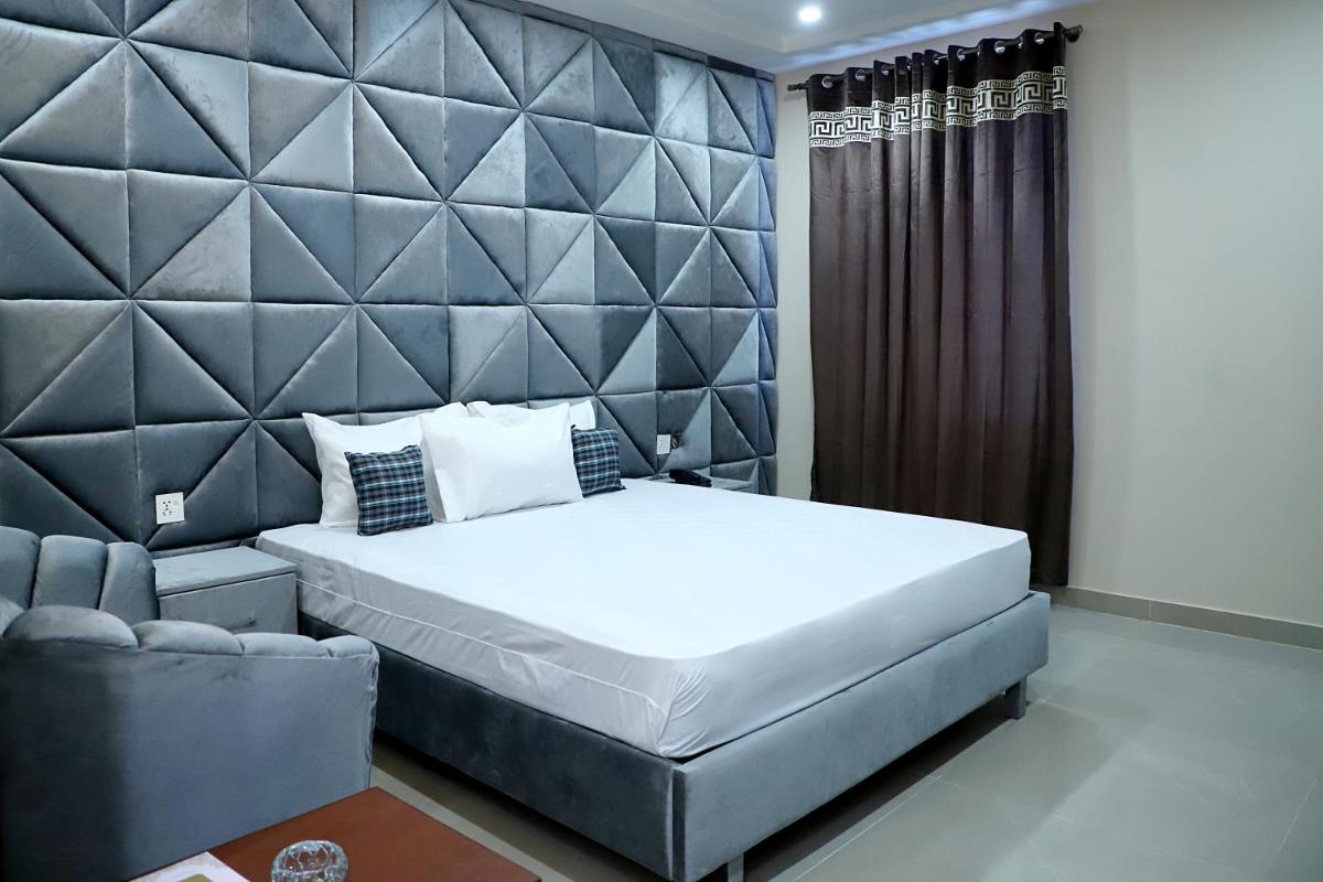 Hotel Luxury Express - Housity