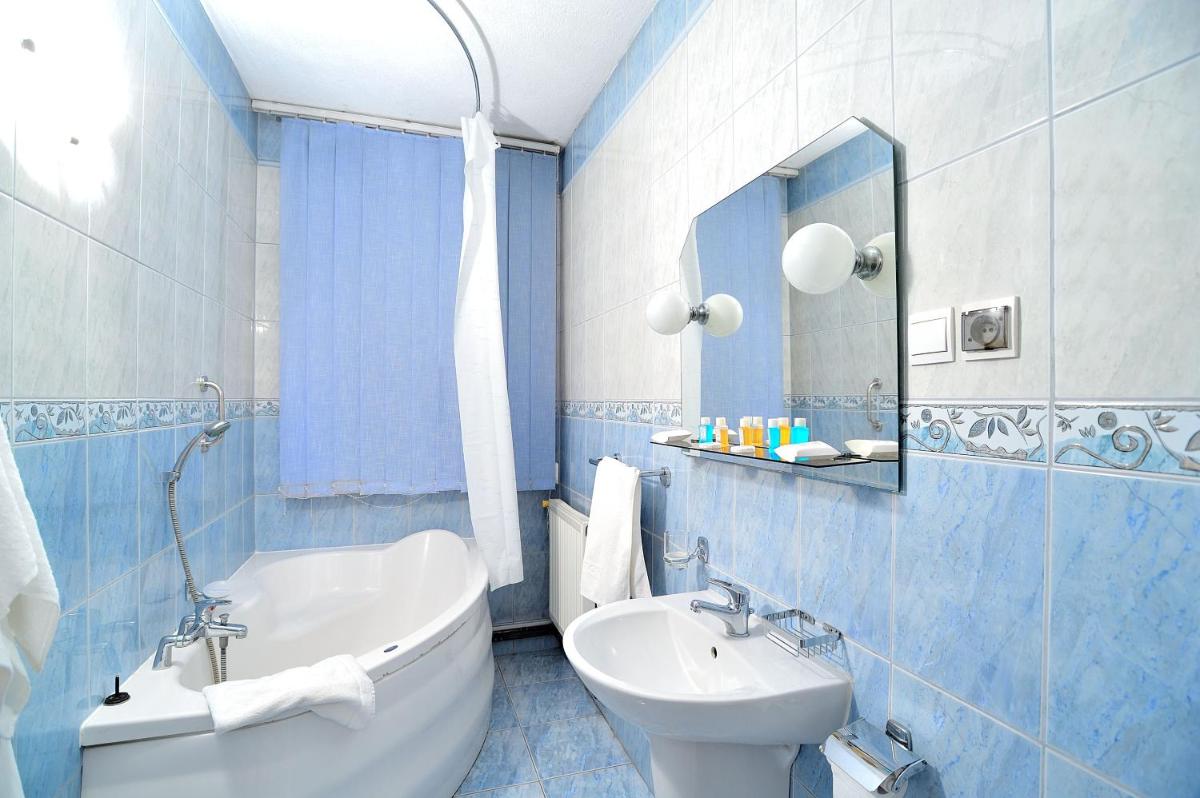 Hotel Restauracja Twist - Housity