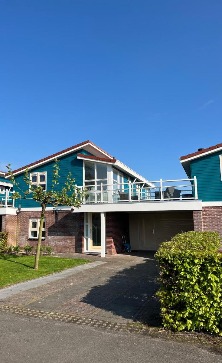 Friese Kust Villa - Housity