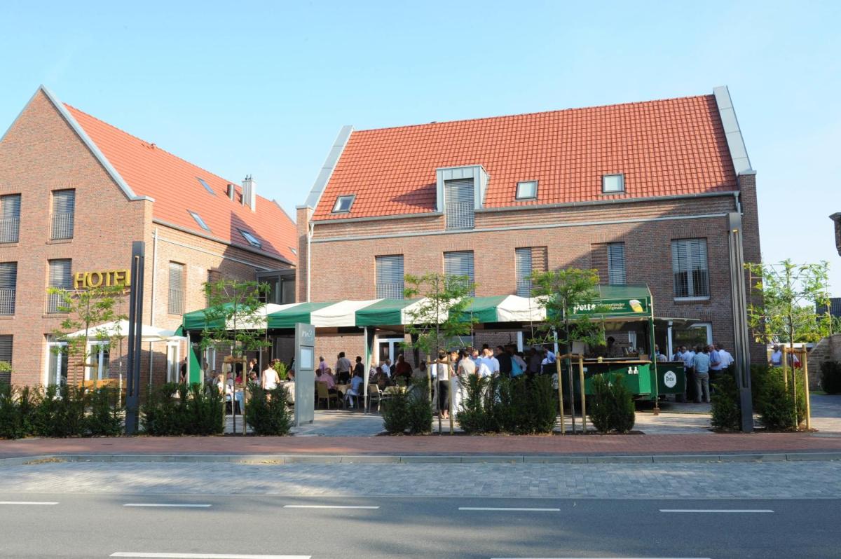 Hotel Am Markt - Housity