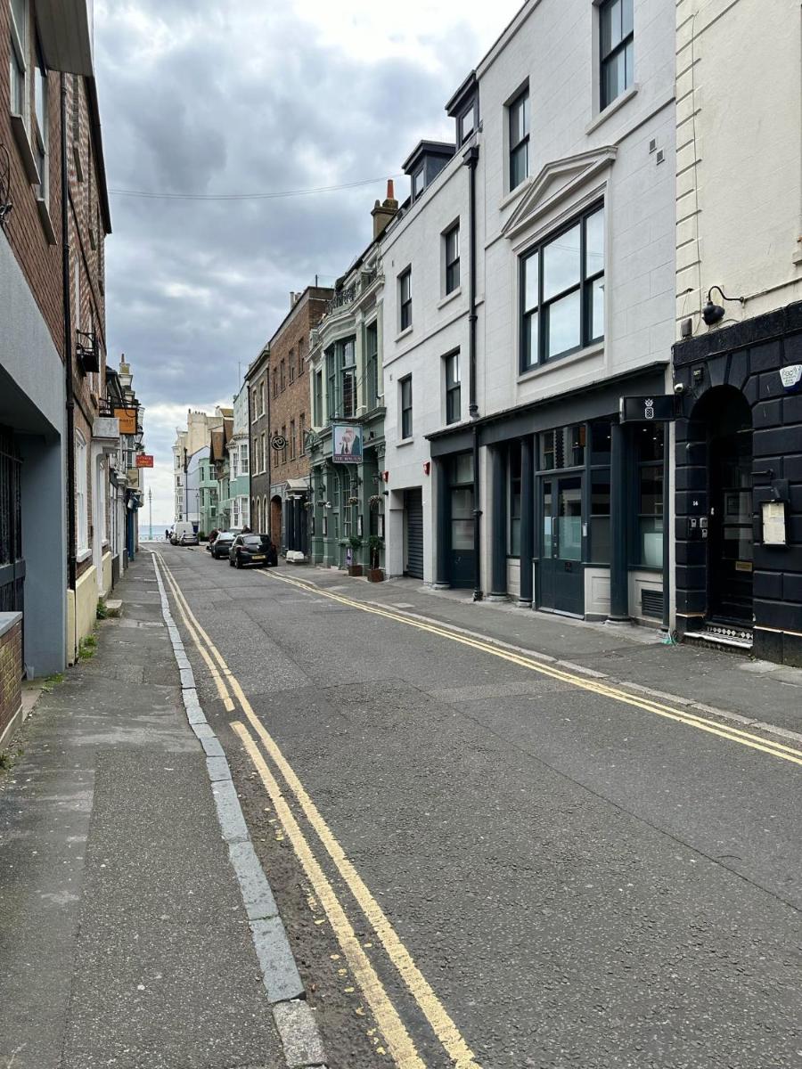 Cosy studio apartment near Brighton Beach - Housity