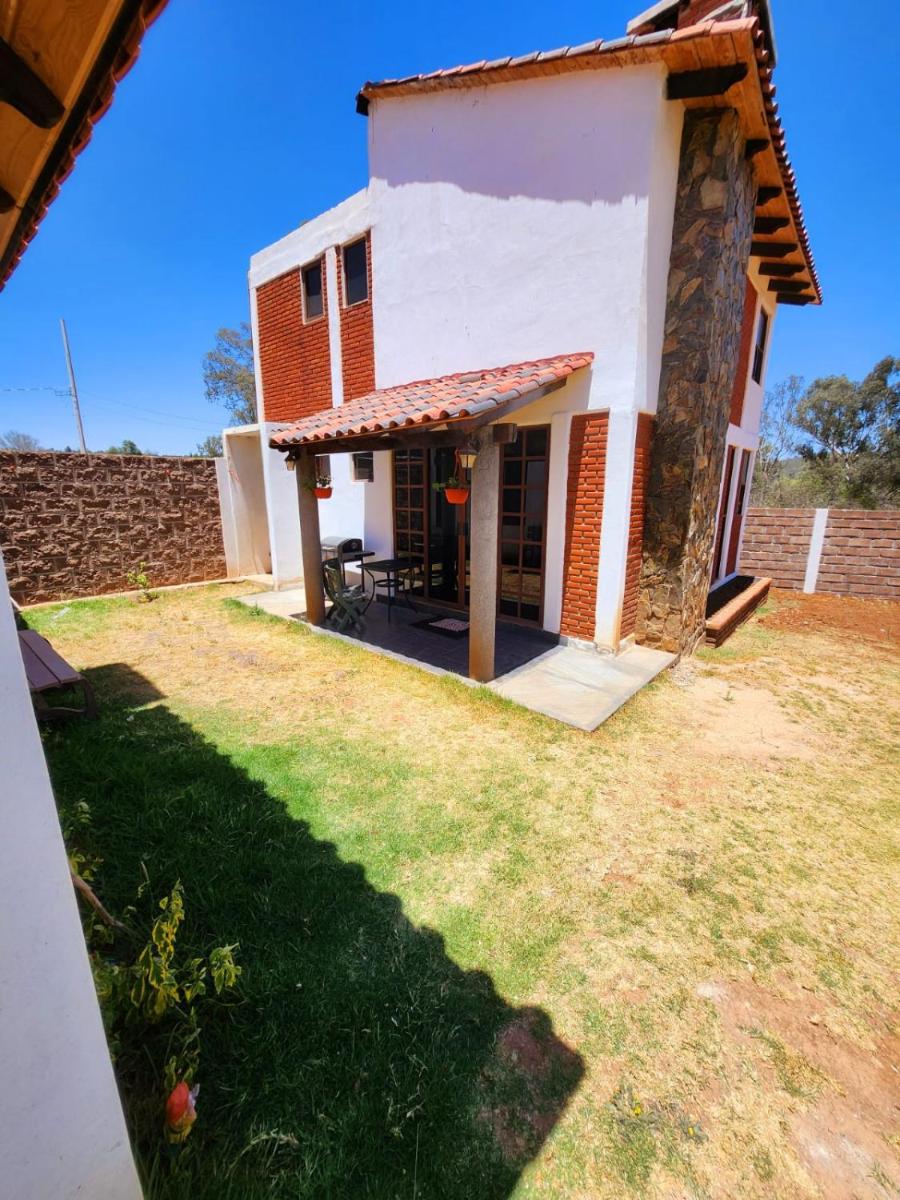 Villa Lakota By Natut Huasca - Housity