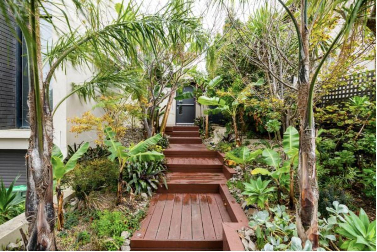 Bayside Boutique Retreat- Black Rock, Melbourne. - Housity
