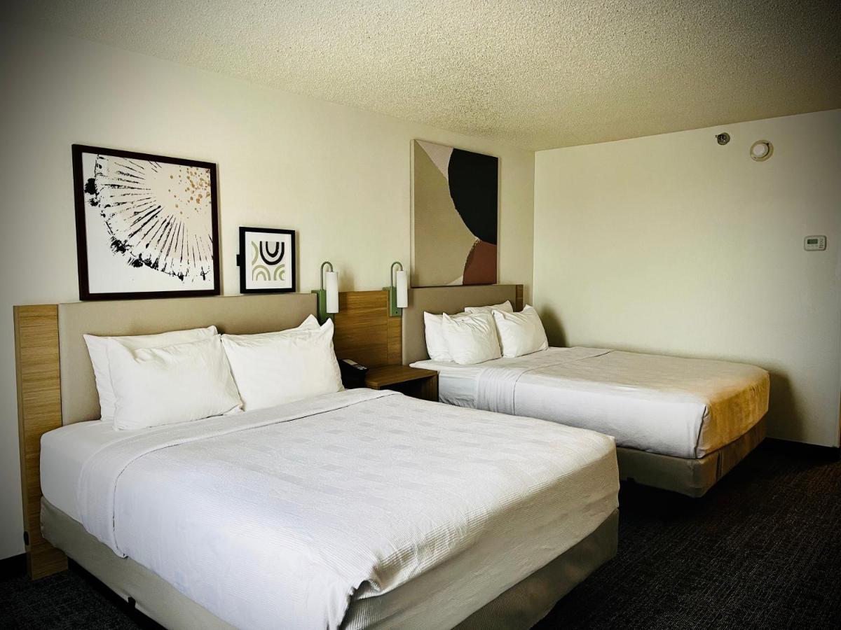 Spark by Hilton Denver Tech Center Greenwood Village - Housity