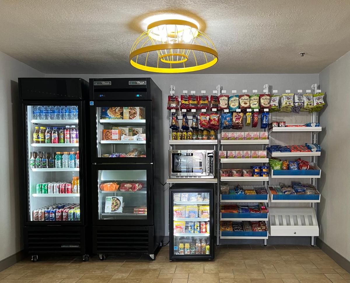 Spark by Hilton Denver Tech Center Greenwood Village - Housity