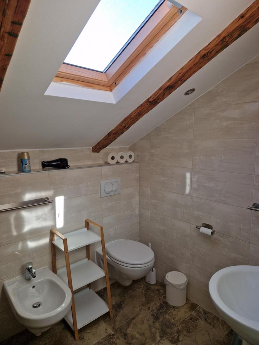 Apartman Valja - 55m2 - Sea View - Garden - Grill - Housity