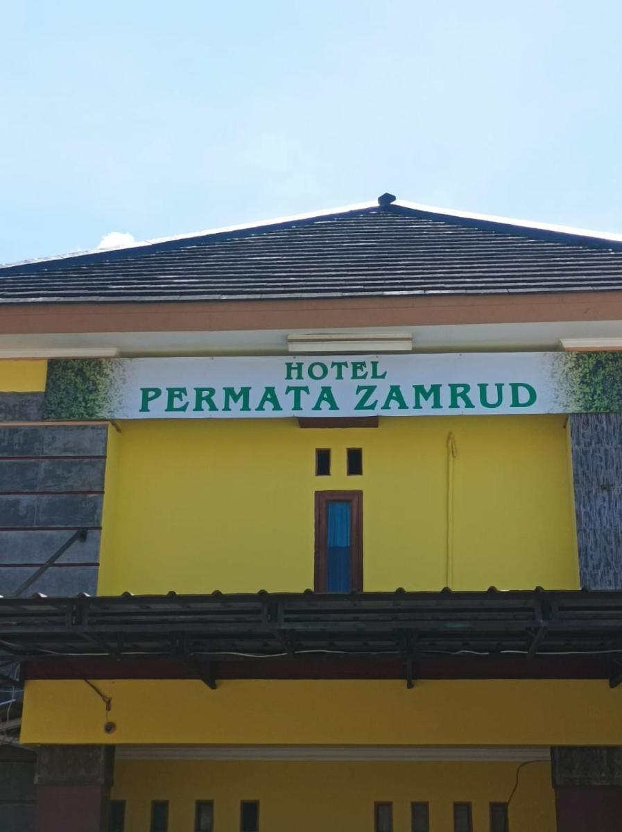 Hotel Permata Zamrud - Housity