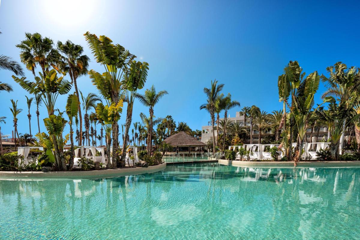 Piscina en o cerca de Maspalomas Princess