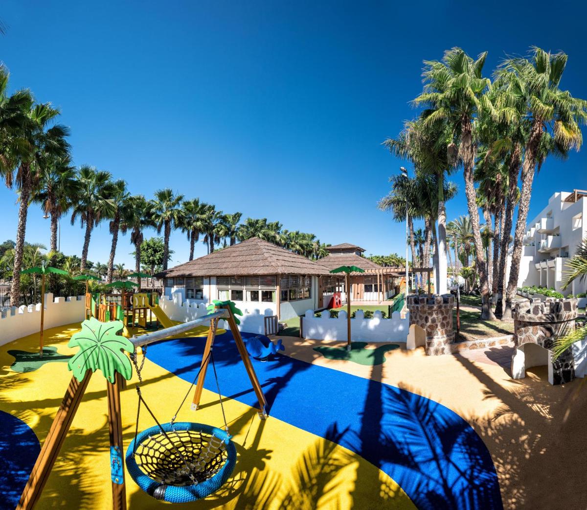 Piscina en o cerca de Maspalomas Princess
