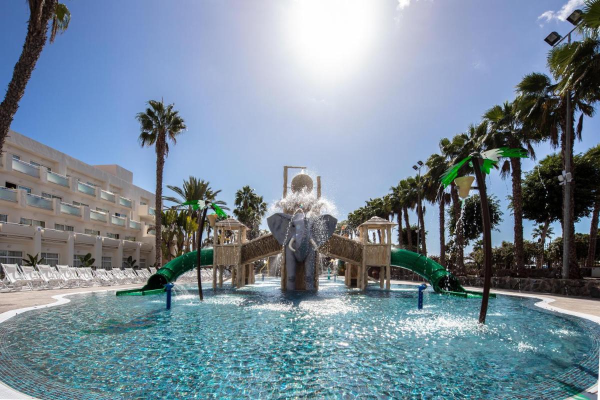 Piscina en o cerca de Maspalomas Princess