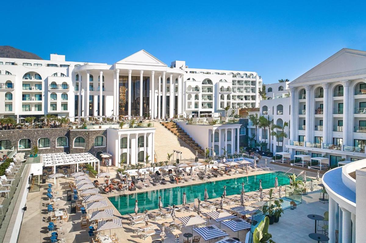 Piscina en o cerca de Princess Inspire Tenerife - Adults Only