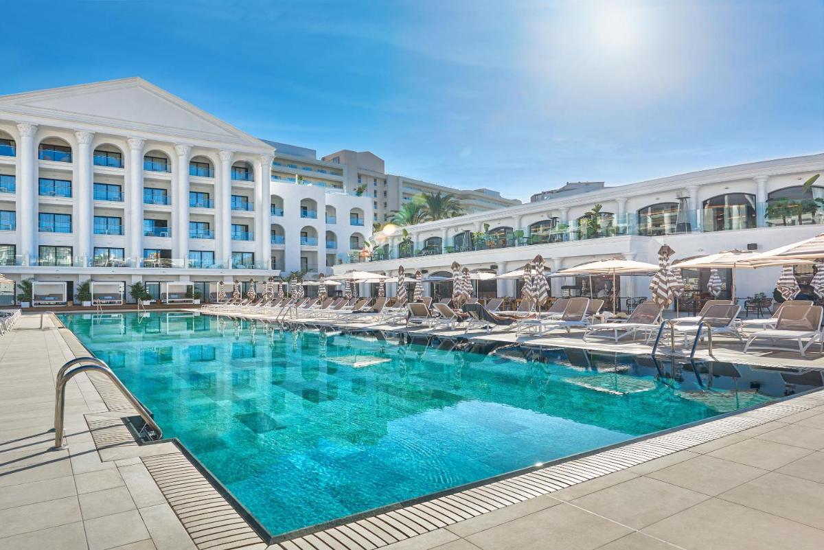 Piscina en o cerca de Princess Inspire Tenerife - Adults Only