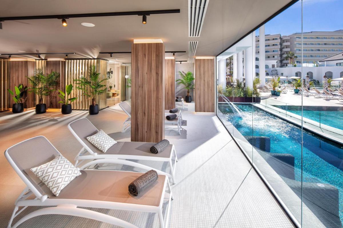 Piscina en o cerca de Princess Inspire Tenerife - Adults Only