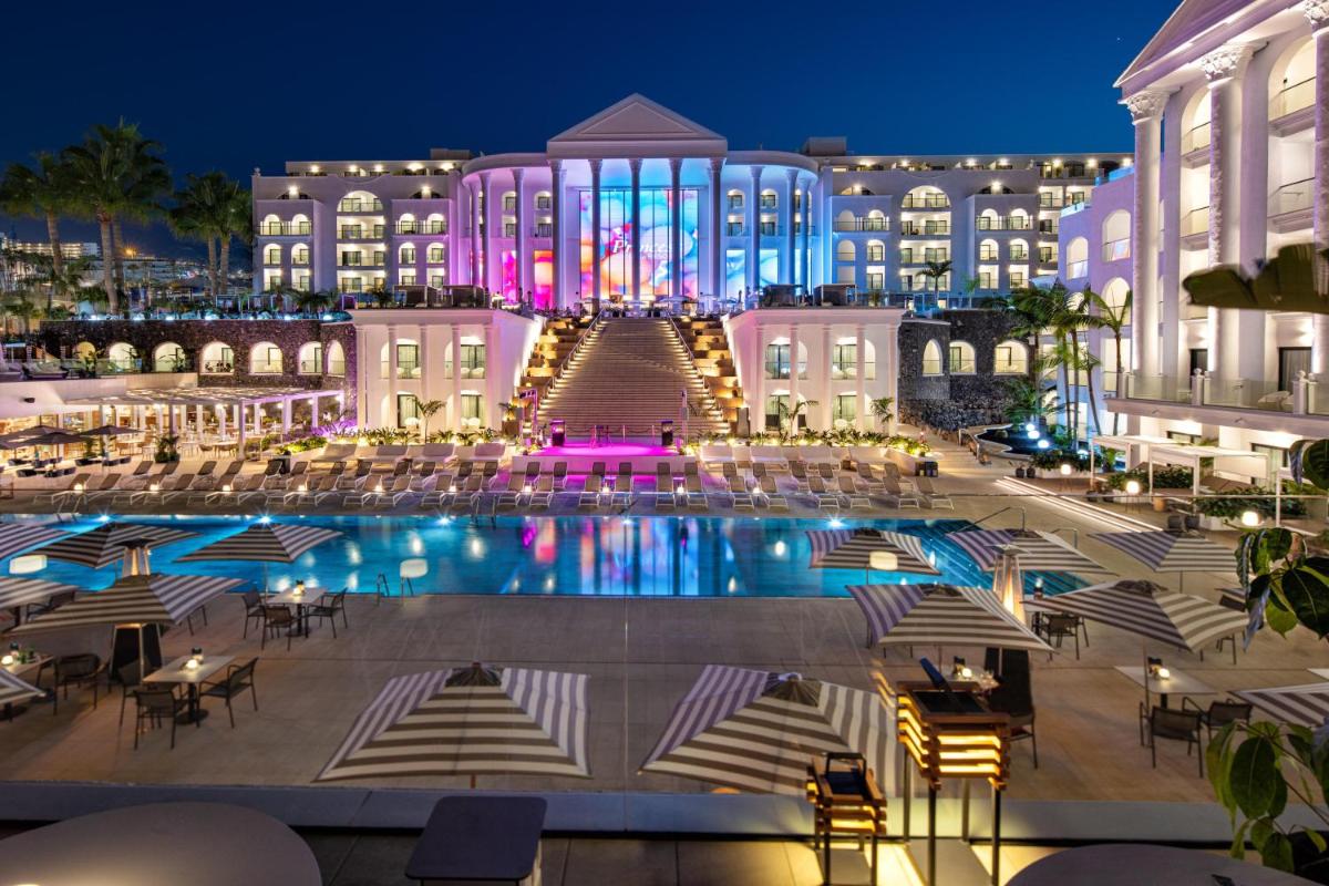 Piscina en o cerca de Princess Inspire Tenerife - Adults Only