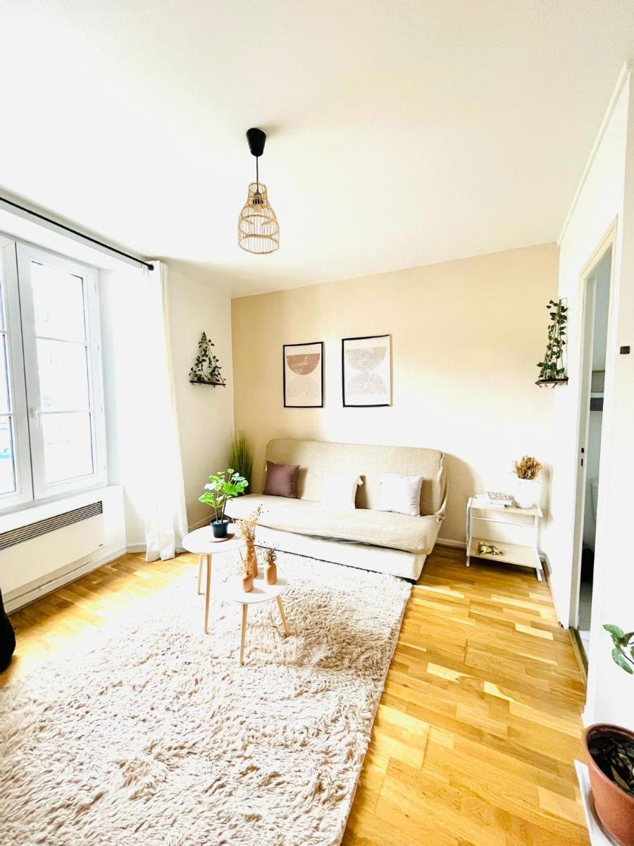 COSY STUDIO in the center of Fontainebleau - Housity