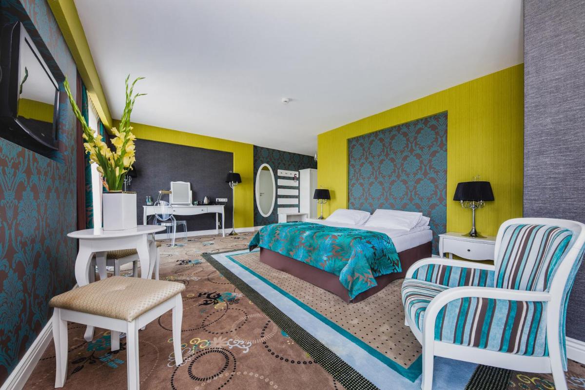 Hotel Lamberton - Housity