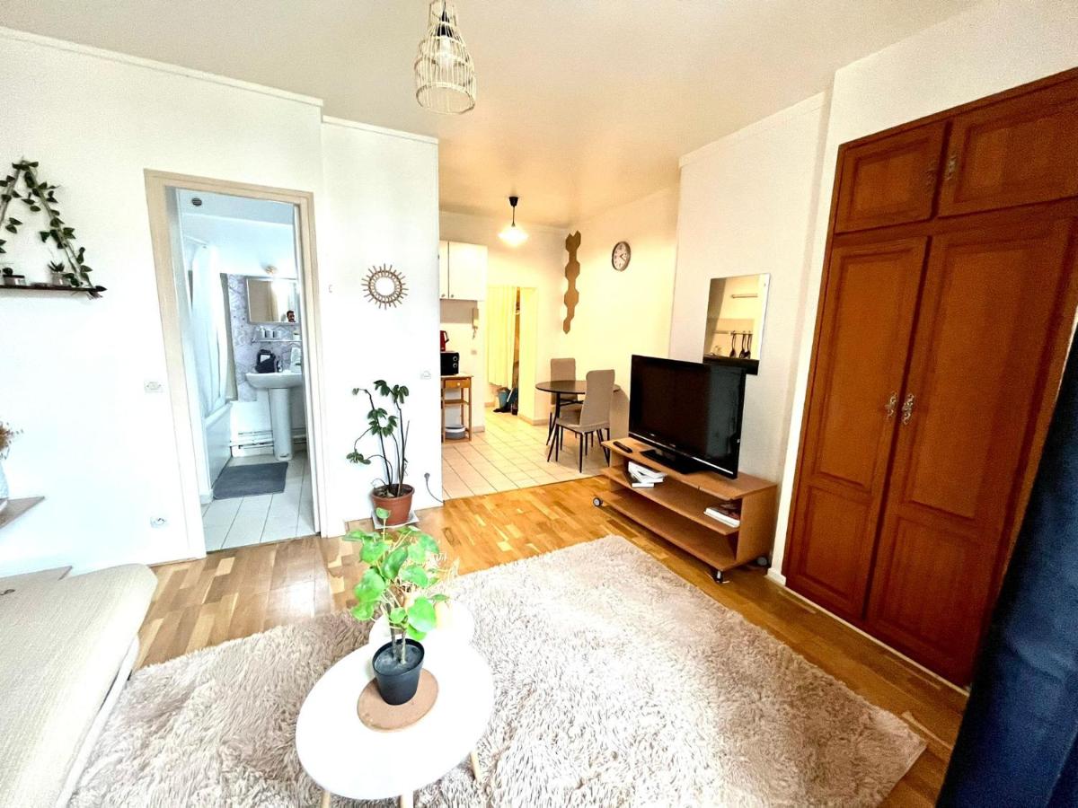 COSY STUDIO in the center of Fontainebleau - Housity