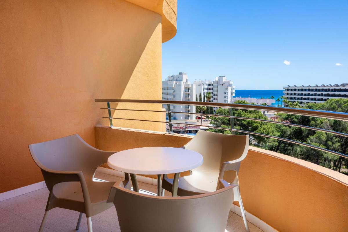 Un balcón o terraza de Marins Beach Club - Adults Only Hotel