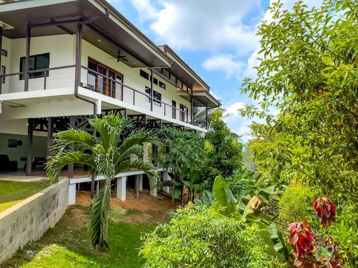 Breathtaking Ocean View on Mountain in the Jungle - Housity